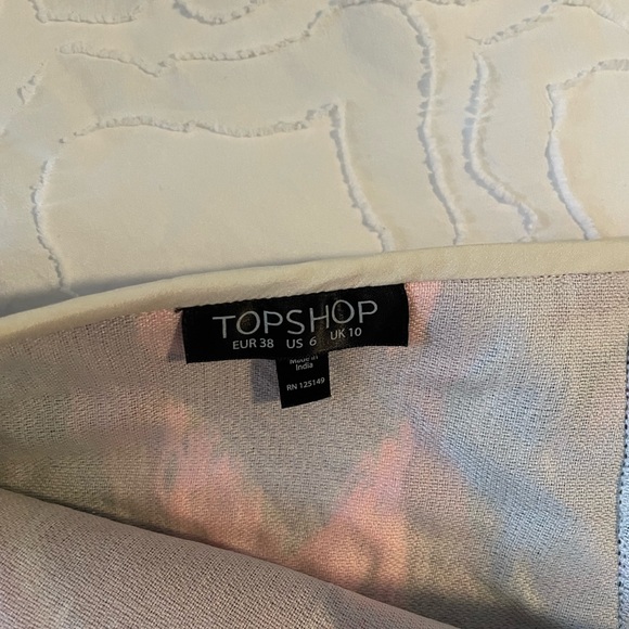 TOPSHOP Skirt - Size 6 - Picture 3 of 3